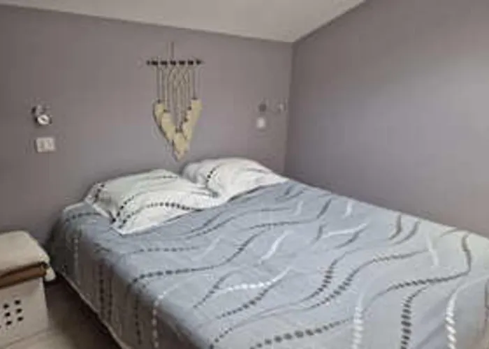 Peaceful With In Andernos-les-Bains